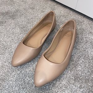 Nude Flats